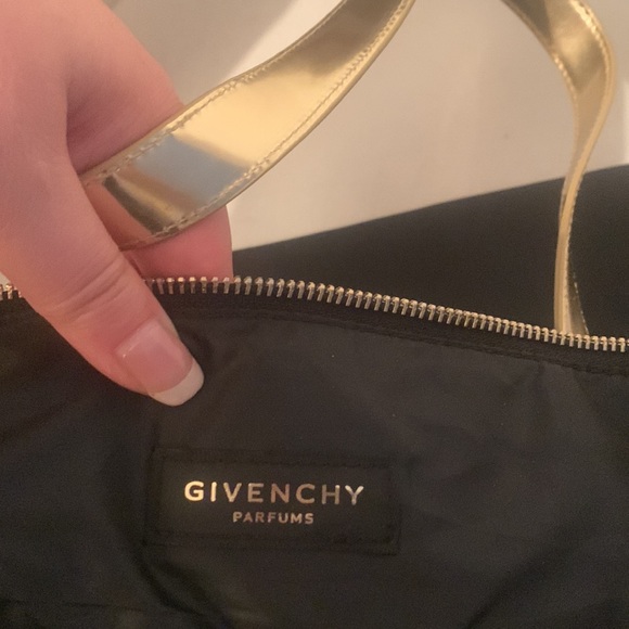 Givenchy (brand new) large black & gold tote bag - Picture 8 of 8